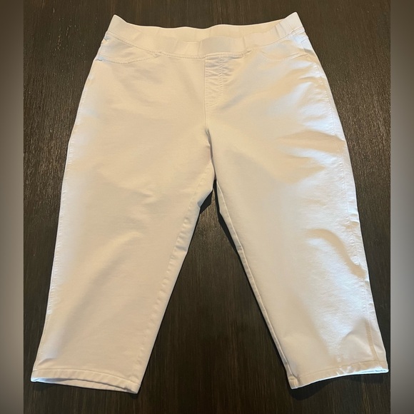 White stretch women’s cotton blend capris by Baccini size XL - Picture 1 of 7